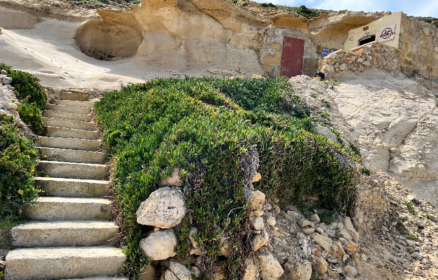 ミネラル豊富なマルタの塩田“ソルトパン”