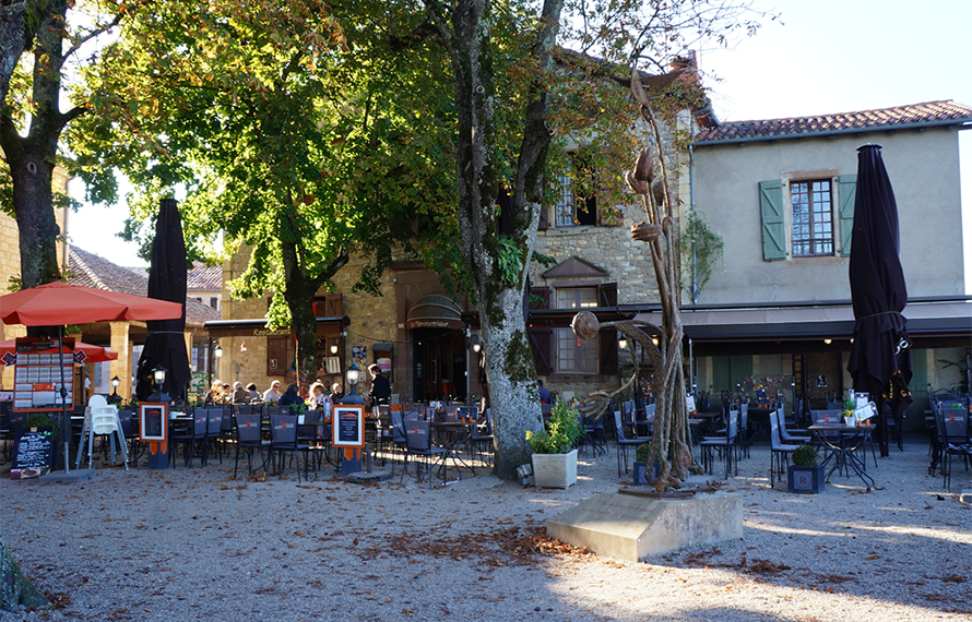 「天空の村」コルド・シュル・シエル