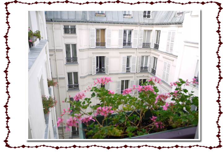 フランス ちょっぴり贅沢なパリのシャンブルドットで過ごす